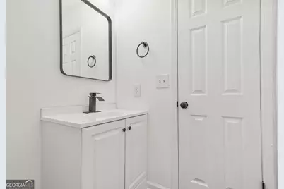 3909 S Creek Court, Stone Mountain, GA 30083 - Photo 33