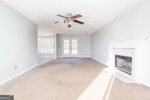 4414 Mitchells Ridge Dr, Ellenwood, GA 30294 - Photo 5