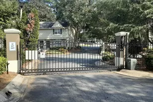 6900 Roswell Rd, Sandy Springs, GA 30328 - Photo 21