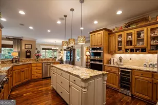 2481 Lakewood Manor Dr, Athens, GA 30606 - Photo 11