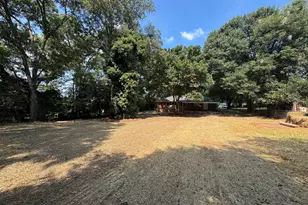 215 Denham St, Thomaston, GA 30286 - Photo 17