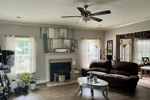 12402 Muir Field Ct, Fayetteville, GA 30215 - Photo 5