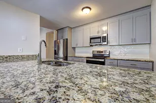 17 Carey Ct, Grantville, GA 30220 - Photo 3