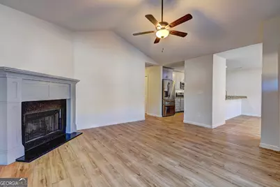 17 Carey Court, Grantville, GA 30220 - Photo 7