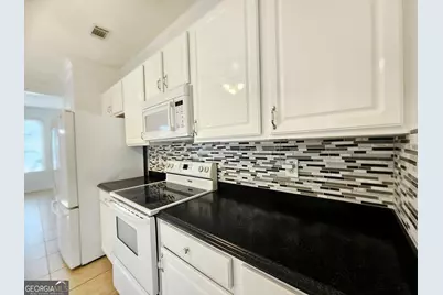 9821 Reflections Drive, Villa Rica, GA 30180 - Photo 15