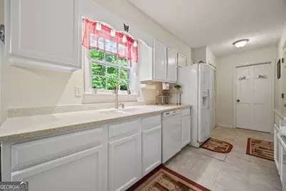 150 Ashley Drive, Fayetteville, GA 30214 - Photo 17