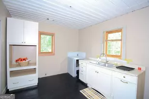 826 W Grenada Terrace, Macon, GA 31206 - Photo 9