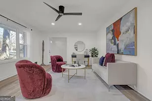 2418 Meadow Lark Dr, East Point, GA 30344 - Photo 3