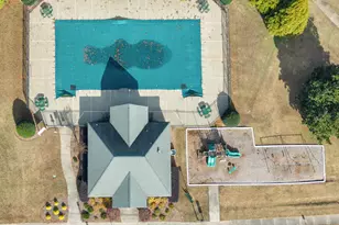 1014 Harbor View Ln, McDonough, GA 30252 - Photo 3