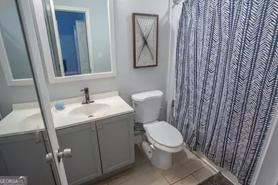 5215 Dixie Lake Road, Union City, GA 30291 - Photo 11