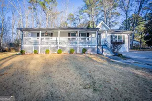 5215 Dixie Lake Rd, Union City, GA 30291 - Photo 1