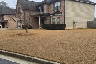 8722 Puett Dr, Douglasville, GA 30135 - Photo 3