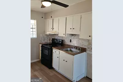 6502 Lower Dixie Lake Road, Union City, GA 30291 - Photo 11