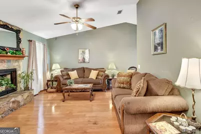 201 Chestnut Court, Kingsland, GA 31548 - Photo 5