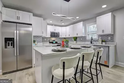 6197 Bermuda Street, Forest Park, GA 30297 - Photo 7