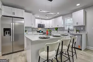 6197 Bermuda St, Forest Park, GA 30297 - Photo 7