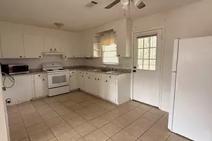 304 Wall St, Warner Robins, GA 31088 - Photo 7