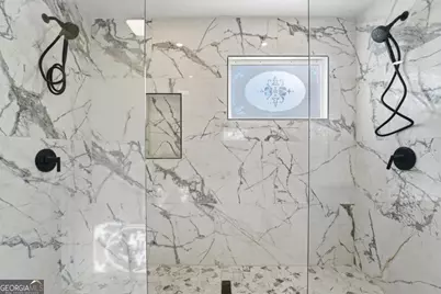 6381 Phillips Creek Drive, Lithonia, GA 30058 - Photo 17