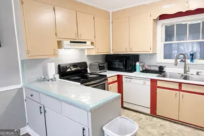 918 Main Street, Blackshear, GA 31516 - Photo 13