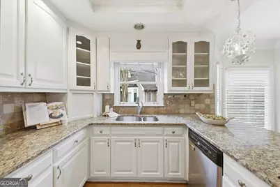 37 Plantation Drive NE, Atlanta, GA 30324 - Photo 29
