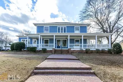 200 Stonewall Avenue W, Fayetteville, GA 30214 - Photo 1