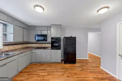 1677 Wayland Circle NE, Brookhaven, GA 30319 - Photo 11