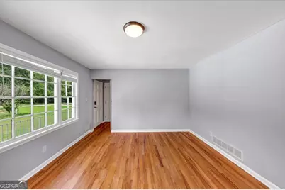 1677 Wayland Circle NE, Brookhaven, GA 30319 - Photo 9