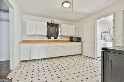 66 Howell Drive SW, Atlanta, GA 30331 - Photo 17