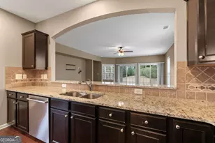 1040 Creekwood Pl, Greensboro, GA 30642 - Photo 11