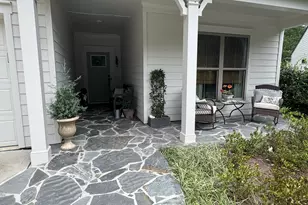 5947 Maple Bluff Wy, Hoschton, GA 30548 - Photo 3