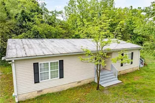 5375 Clarks Bridge Rd, Gainesville, GA 30506 - Photo 9