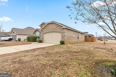 131 Savannah Lane, Bonaire, GA 31005 - Photo 3