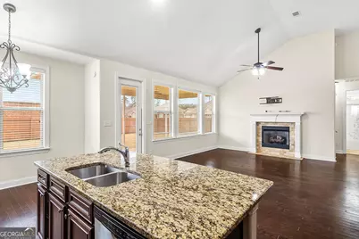 131 Savannah Lane, Bonaire, GA 31005 - Photo 7