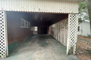 104 S 4th St, Cochran, GA 31014 - Photo 35