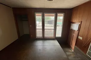 104 S 4th St, Cochran, GA 31014 - Photo 15