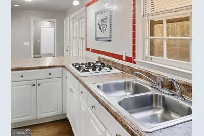 904 Abingdon Court, Stone Mountain, GA 30083 - Photo 13