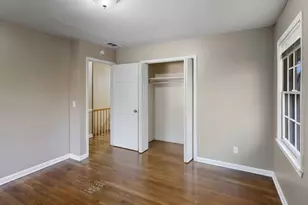 904 Abingdon Ct, Stone Mountain, GA 30083 - Photo 17