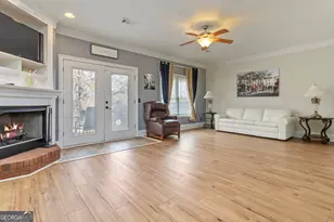 132 Wisteria Dr, Winder, GA 30680 - Photo 11