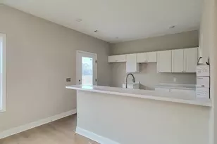 301 Keystone Dr, Statesboro, GA 30458 - Photo 5