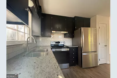 239 E Doyle Street, Toccoa, GA 30577 - Photo 9