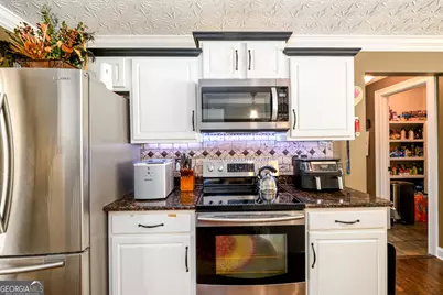 7282 Litany Court, Flowery Branch, GA 30542 - Photo 15