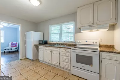 350 Brooks Avenue SW, Atlanta, GA 30310 - Photo 13