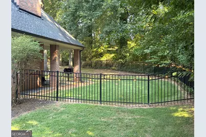 8225 Seven Oaks Drive, Jonesboro, GA 30236 - Photo 5