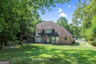 8225 7 Oaks Dr, Jonesboro, GA 30236 - Photo 3