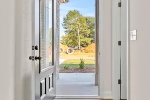 102 Douglas Fir Dr, Jackson, GA 30233 - Photo 3