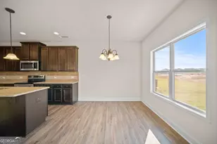 102 Douglas Fir Dr, Jackson, GA 30233 - Photo 5