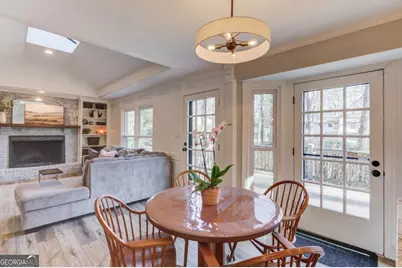 200 Spalding Circle NE, Sandy Springs, GA 30328 - Photo 15