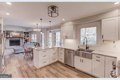 200 Spalding Circle NE, Sandy Springs, GA 30328 - Photo 19