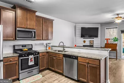 4765 Beacon Ridge Lane, Flowery Branch, GA 30542 - Photo 7