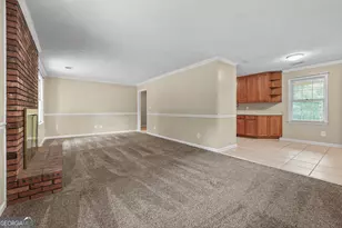 124 Hickory Dr, Peachtree City, GA 30269 - Photo 7